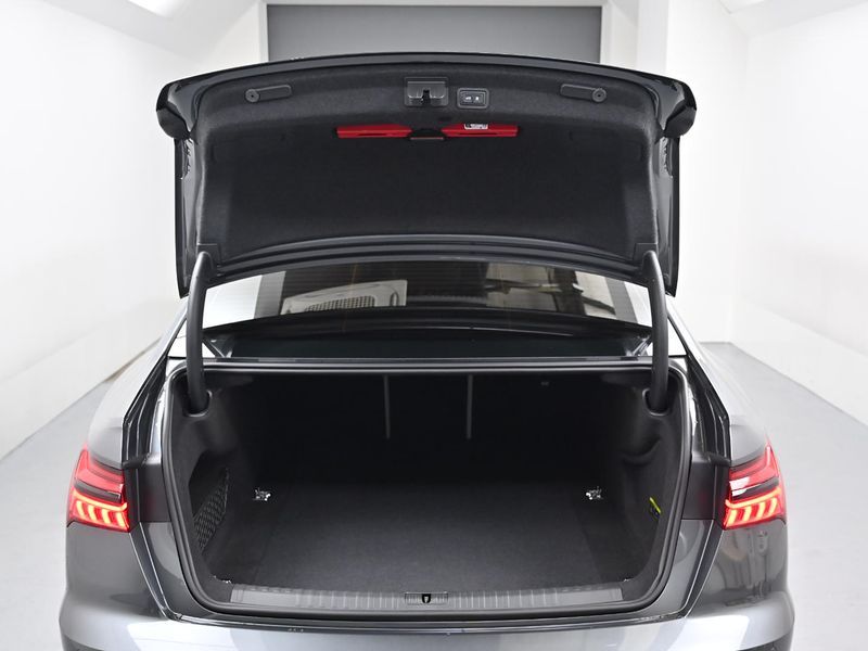 2025 Audi A6 45 TFSI Premium photo 20