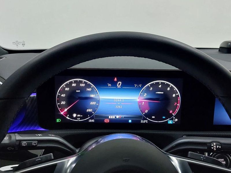 2026 Mercedes-Benz A-Class A220 Hatchback photo 8