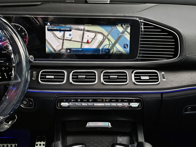 2026 Mercedes-Benz E-Class GLE450 4MATIC Coupe photo 15