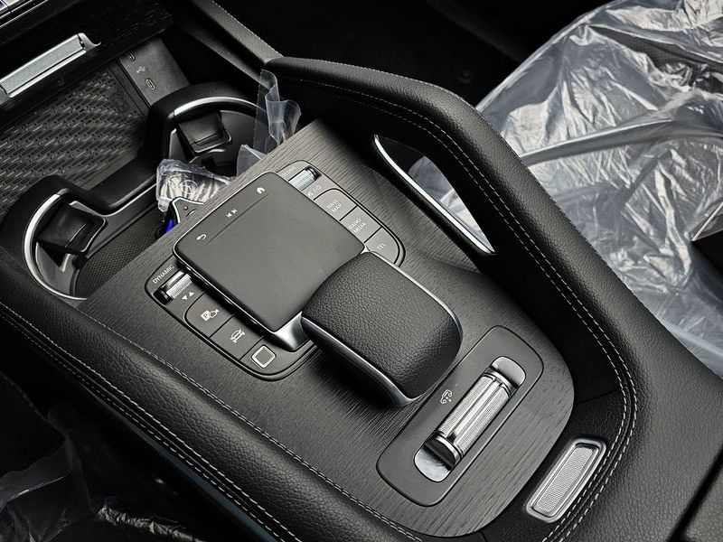 2026 Mercedes-Benz E-Class GLE450 4MATIC Coupe photo 17
