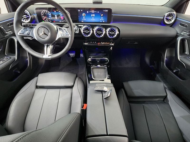 2025 Mercedes-Benz A-Class A220 Hatchback photo 7