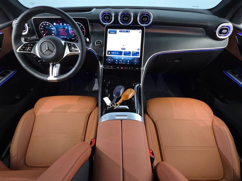 2026 Mercedes-Benz C-Class GLC220 d 4MATIC photo 7