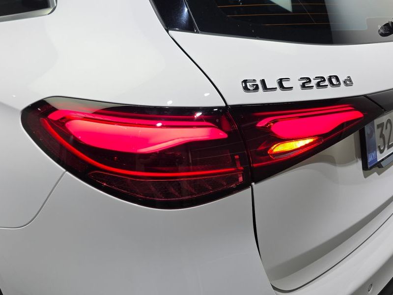 2026 Mercedes-Benz C-Class GLC220 d 4MATIC photo 23