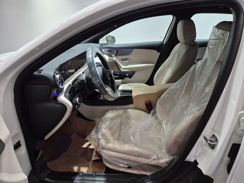 2026 Mercedes-Benz A-Class A220 Hatchback photo 10