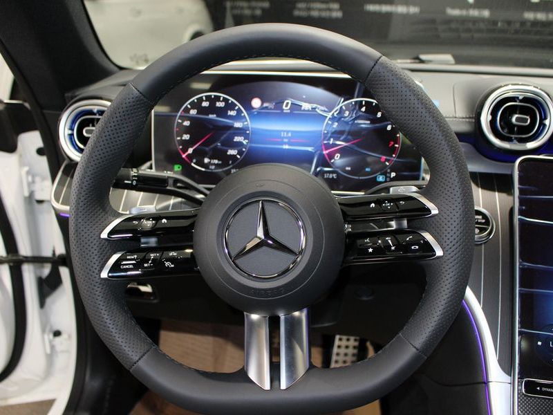 2025 Mercedes-Benz E-Class CLE450 4MATIC Coupe photo 14