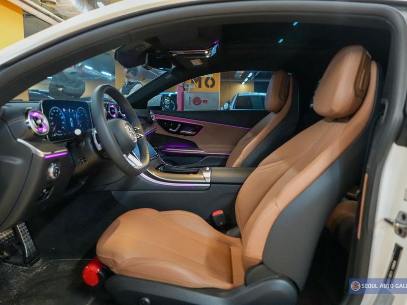 2026 Mercedes-Benz E-Class CLE200 Coupe photo 10