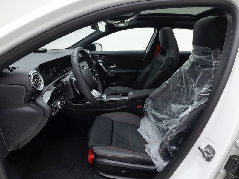 2025 Mercedes-Benz A-Class AMG A45 4MAITC+ Hatchback photo 14