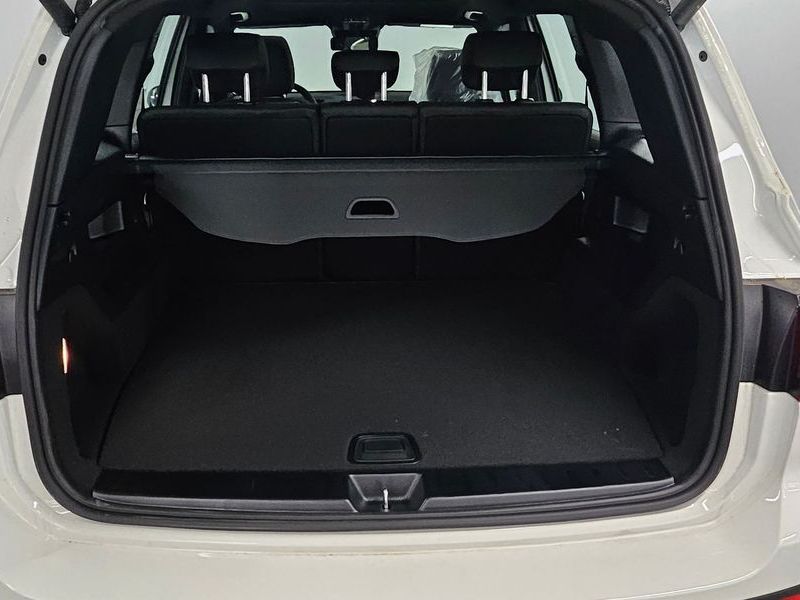 2025 Mercedes-Benz B-Class GLB250 4MATIC photo 16