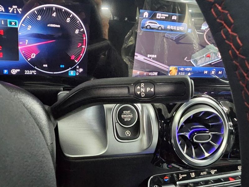 2025 Mercedes-Benz B-Class GLB250 4MATIC photo 19