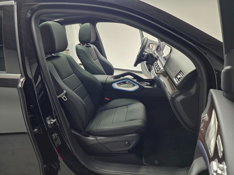 2026 Mercedes-Benz E-Class GLE450d 4MATIC Coupe photo 11