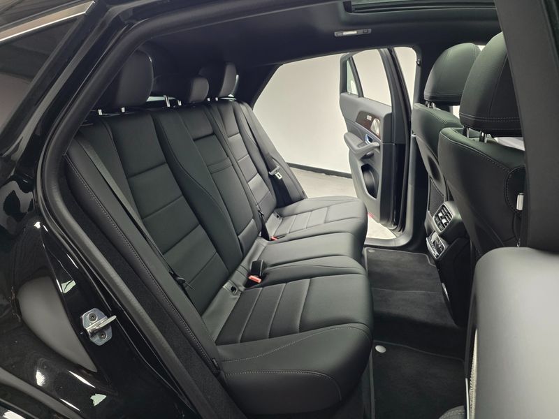 2026 Mercedes-Benz E-Class GLE450d 4MATIC Coupe photo 12