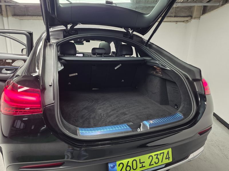 2026 Mercedes-Benz E-Class GLE450d 4MATIC Coupe photo 19