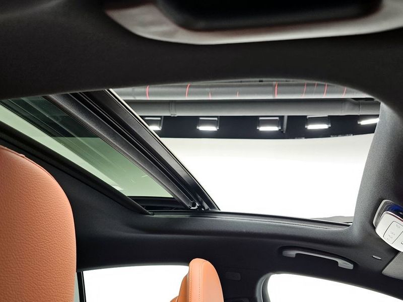 2026 Mercedes-Benz C-Class GLC300 4MATIC Avnatgarde Coupe photo 18