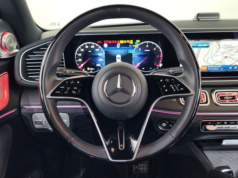2026 Mercedes-Benz S-Class GLS450d 4MATIC photo 13