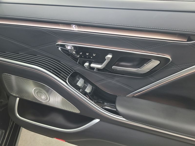2026 Mercedes-Benz S-Class Maybach S580 4MATIC photo 14