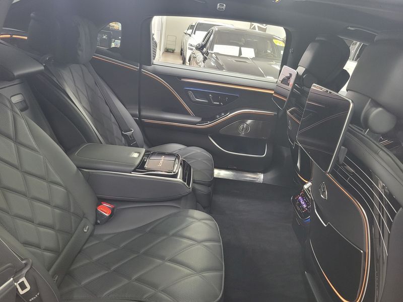 2026 Mercedes-Benz S-Class Maybach S580 4MATIC photo 15