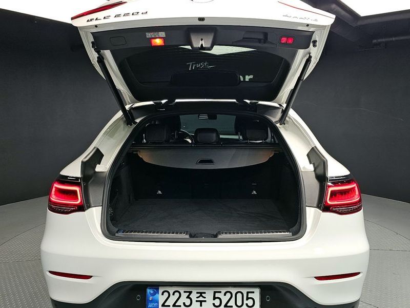 2023 Mercedes-Benz C-Class GLC220 d 4MATIC Coupe photo 20