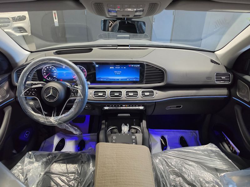 2025 Mercedes-Benz E-Class GLE450 4MATIC photo 7