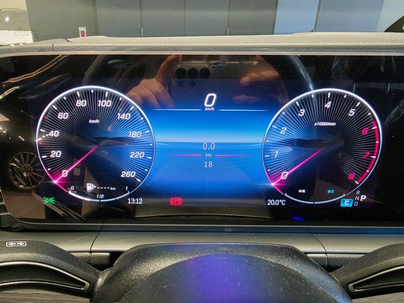 2025 Mercedes-Benz E-Class GLE450 4MATIC photo 8