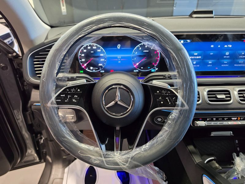 2025 Mercedes-Benz E-Class GLE450 4MATIC photo 17