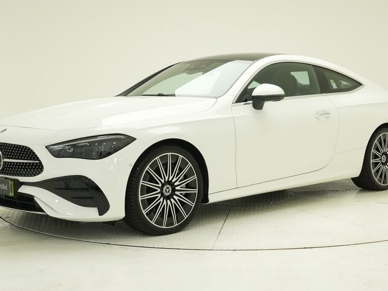 2025 Mercedes-Benz E-Class CLE450 4MATIC Coupe photo 1