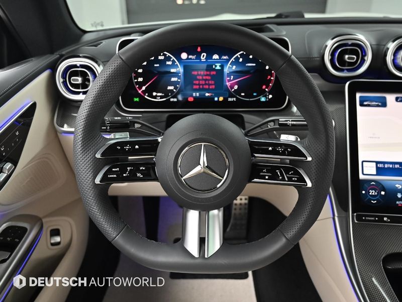2025 Mercedes-Benz E-Class CLE200 Coupe photo 14