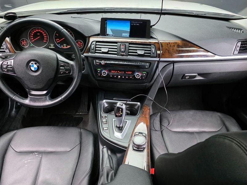 2014 BMW 3 Series 320d xDrive photo 7