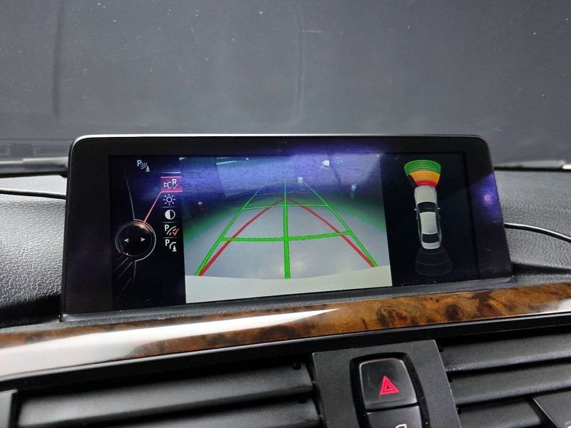 2014 BMW 3 Series 320d xDrive photo 15