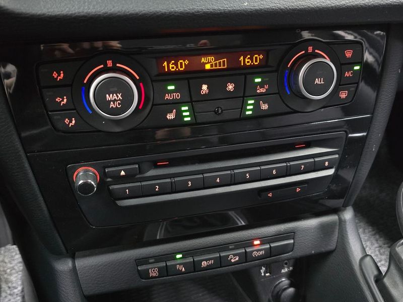 2013 BMW X1 xDrive 20d photo 16