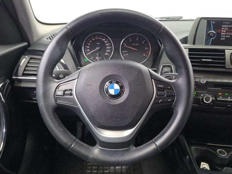 2013 BMW 1 Series 118d Urban Pack1 5Dr photo 15