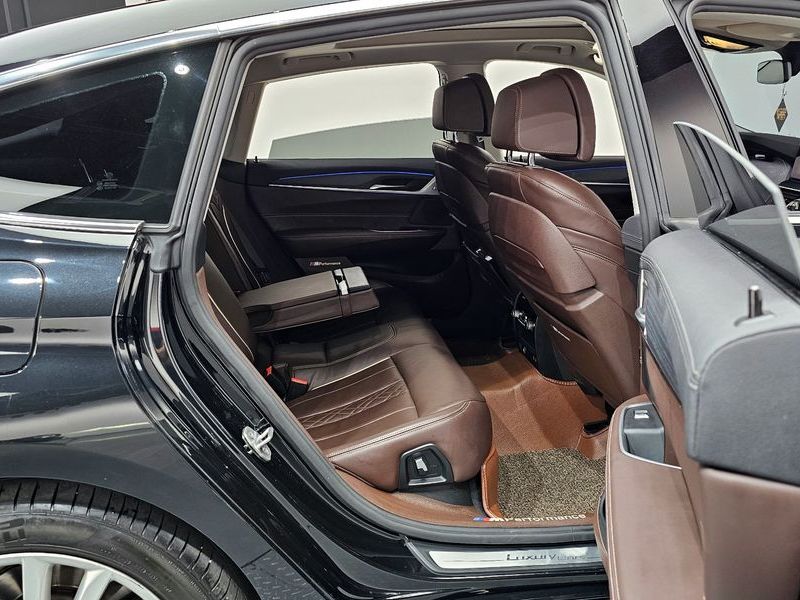 2021 BMW 6 Series 620d Luxury photo 11