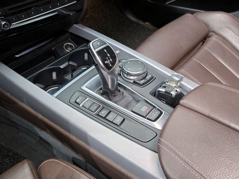 2016 BMW X5 xDrive 30d Vision 100 Edition photo 9