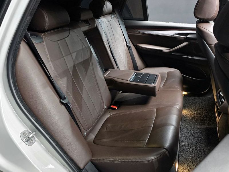 2016 BMW X5 xDrive 30d Vision 100 Edition photo 11