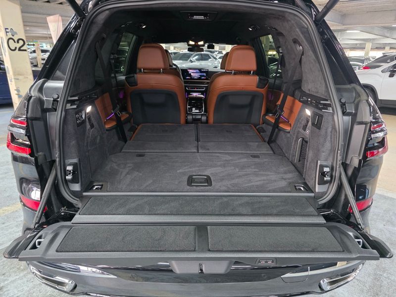 2026 BMW X7 xDrive 40i M Sport 6STR photo 20