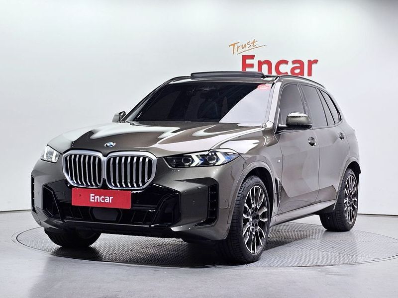 2026 BMW X5 xDrive 30d M Sport photo 1