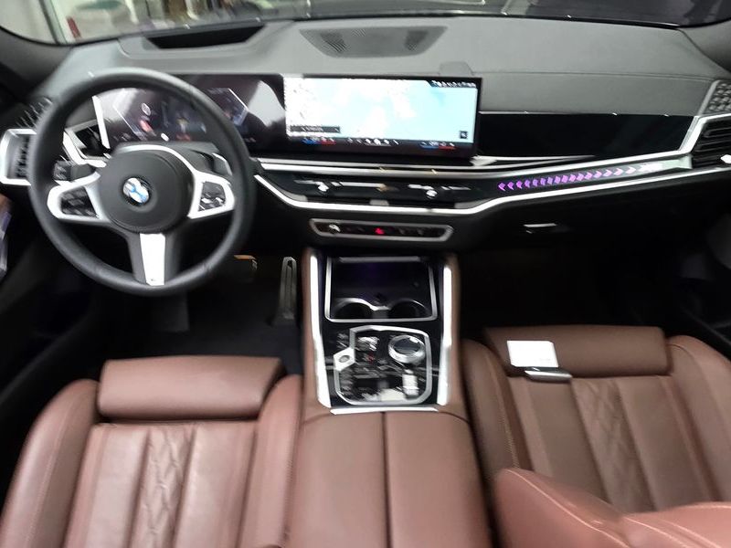 2026 BMW X6 xDrive40i M Sport photo 7