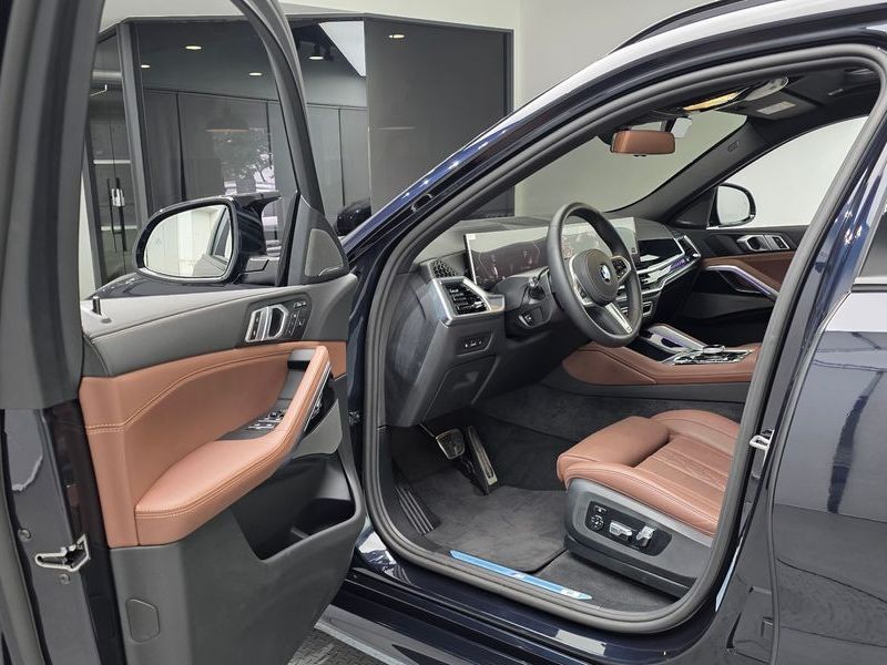 2026 BMW X6 xDrive40i M Sport photo 10