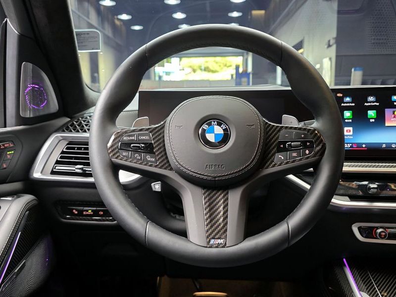 2026 BMW X7 xDrive 40i M Sport 7STR photo 13