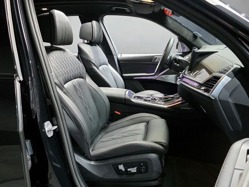2026 BMW X7 xDrive 40i M Sport 7STR photo 26