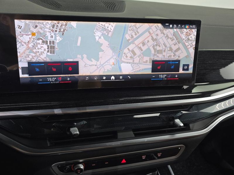 2026 BMW X5 xDrive 30d M Sport photo 12