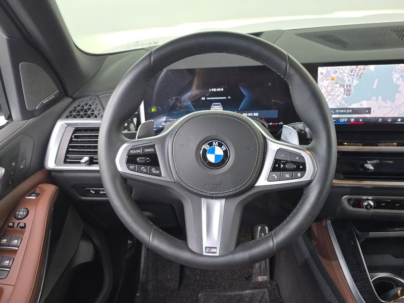 2026 BMW X5 xDrive 30d M Sport photo 13