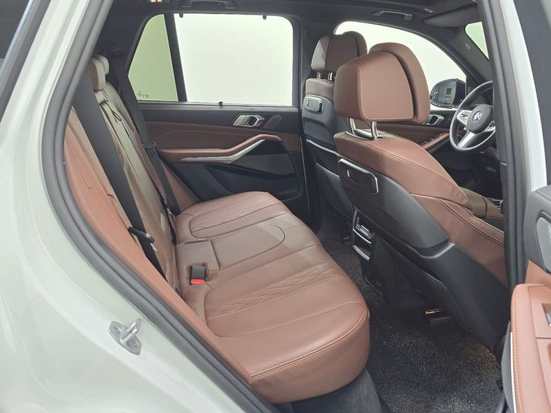 2026 BMW X5 xDrive 30d M Sport photo 19