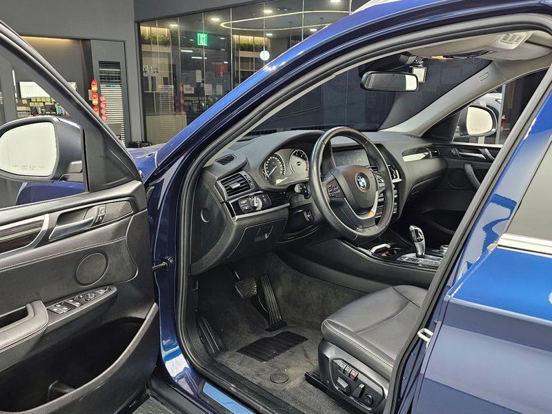 2017 BMW X4 xDrive20d SAC Edition photo 11