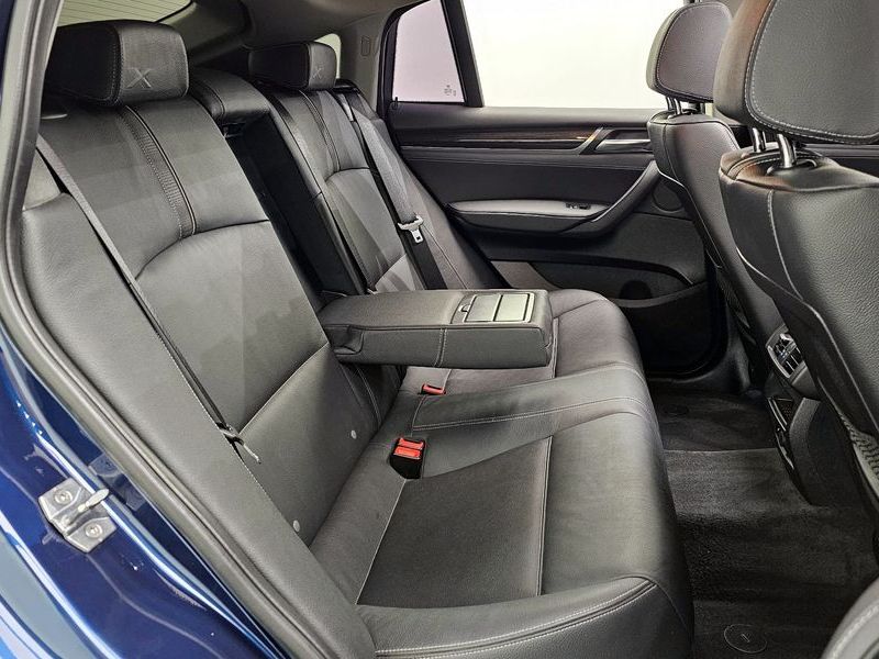 2017 BMW X4 xDrive20d SAC Edition photo 12