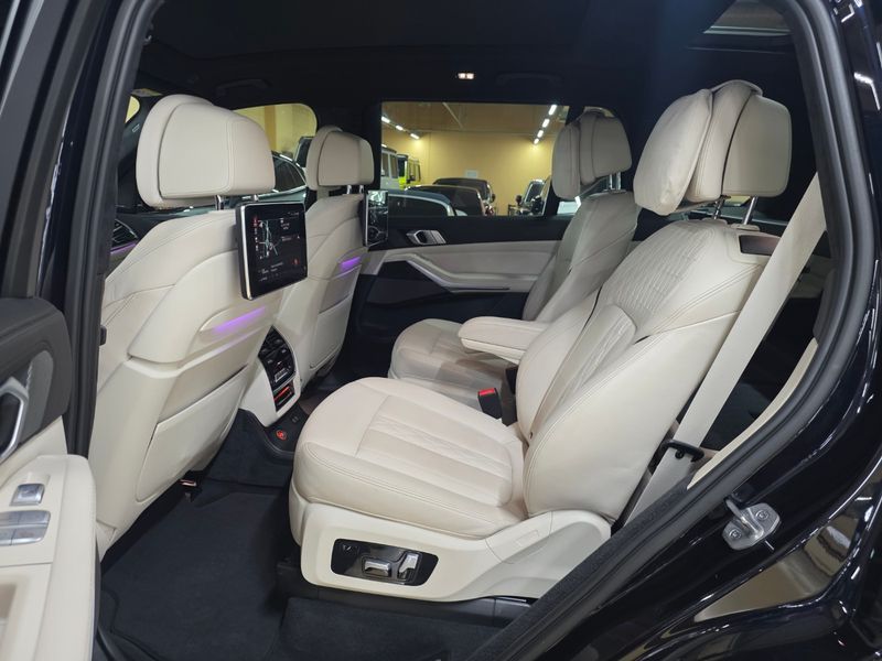 2021 BMW X7 xDrive 40i M Sport 6STR photo 14