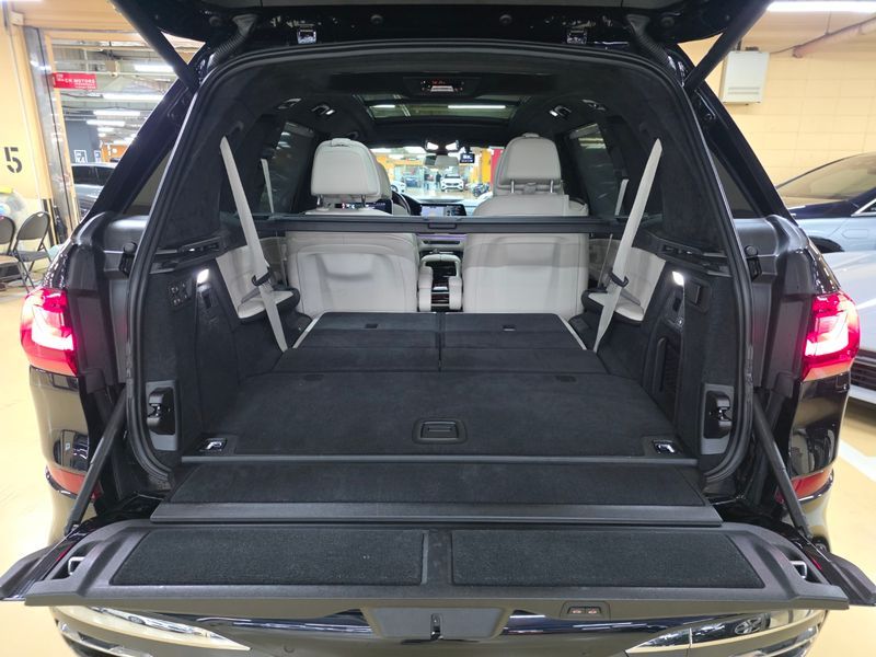 2021 BMW X7 xDrive 40i M Sport 6STR photo 19