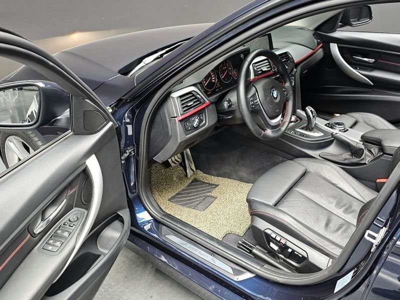 2014 BMW 3 Series 325d Sport photo 12