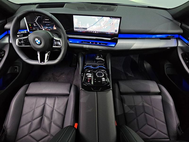 2026 BMW 5 Series 520i M Sport photo 7
