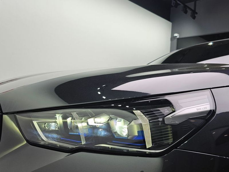 2026 BMW 5 Series 520i M Sport photo 22