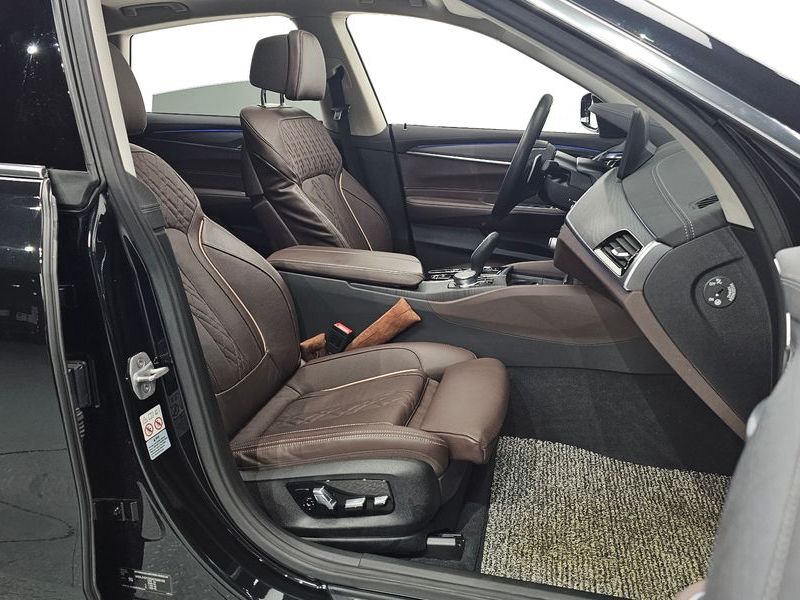 2021 BMW 6 Series 620d Luxury photo 10